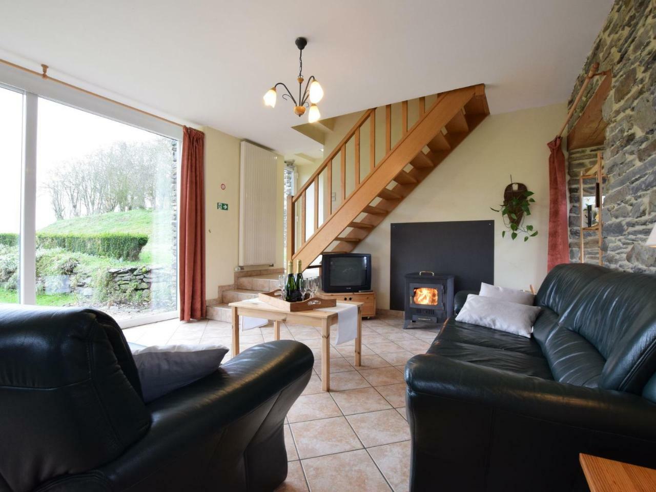 Comfortable Cottage In Neufmoulin With Meadow View อูฟฟาลีซ ภายนอก รูปภาพ