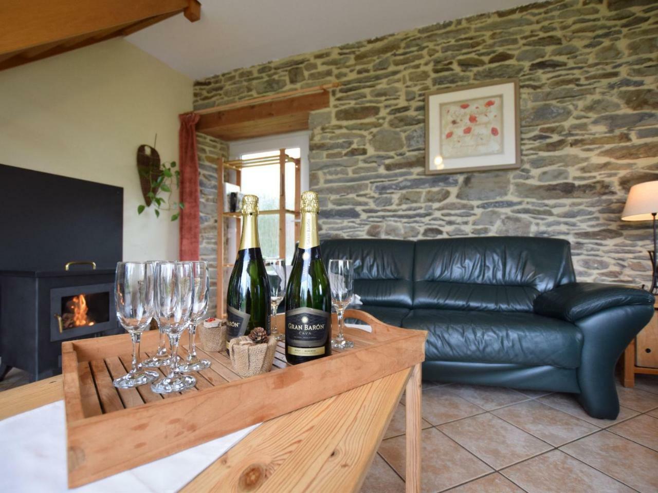 Comfortable Cottage In Neufmoulin With Meadow View อูฟฟาลีซ ภายนอก รูปภาพ