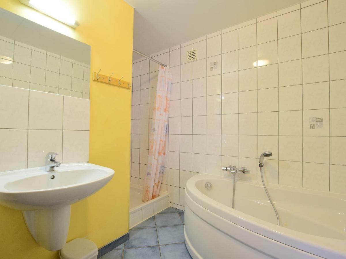 Comfortable Cottage In Neufmoulin With Meadow View อูฟฟาลีซ ภายนอก รูปภาพ